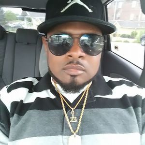 Meet your Posher, Troy